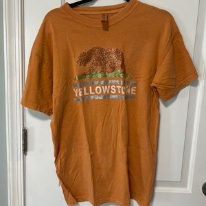 Orange t shirt size M